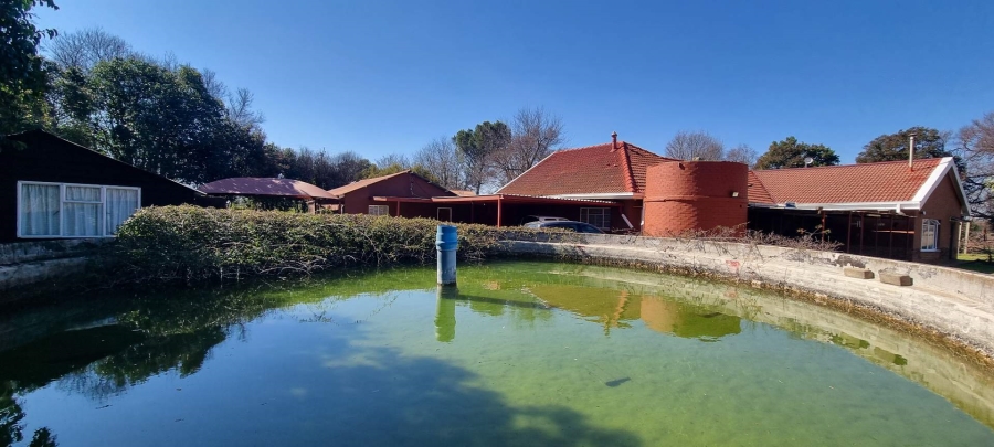 6 Bedroom Property for Sale in Roodewal Free State